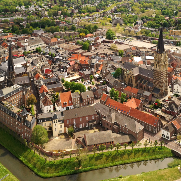 Luchtfoto van vestingstad Sittard