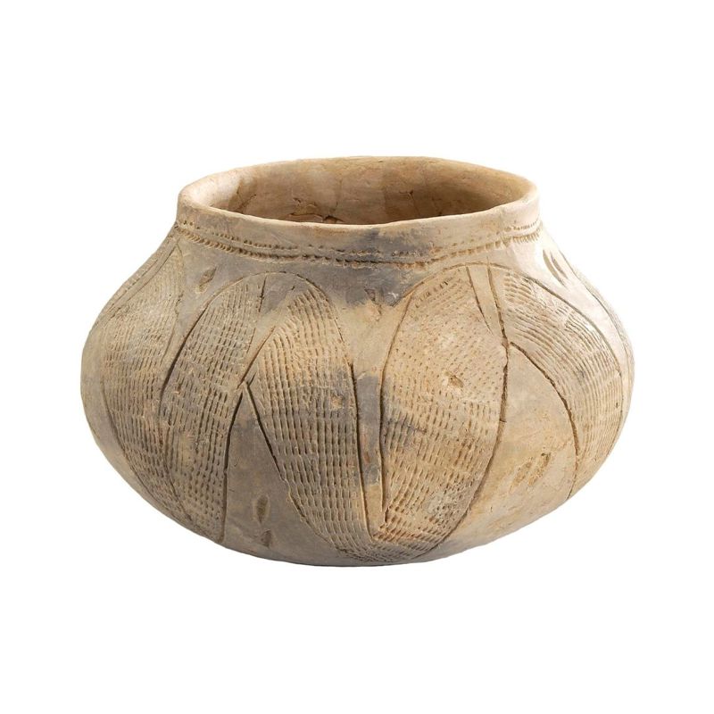 Aardewerken pot met bandkeramische lijnversieringen