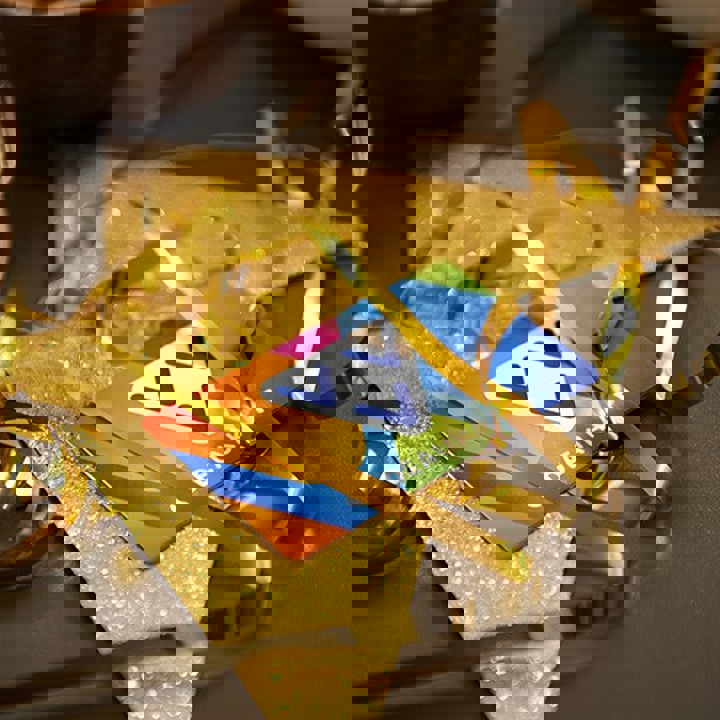 Reguliere VVV cadeaukaart met gouden strik 