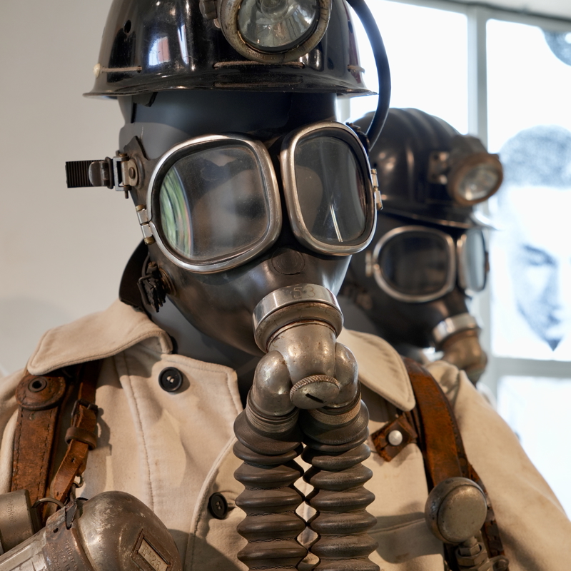 Uitrusting voor in de mijnen, gasmasker