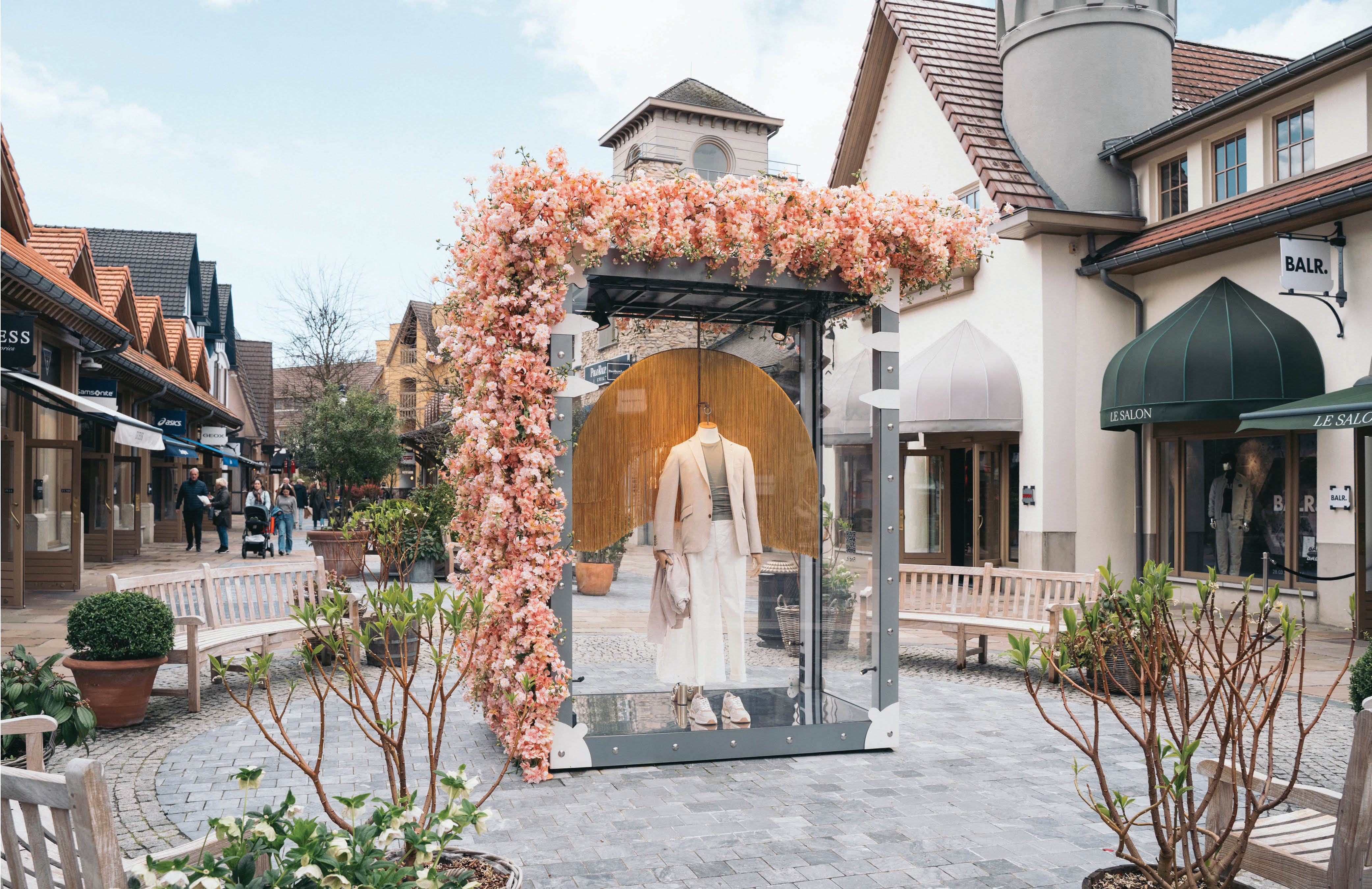 Maasmechelen Village: outlet shopping