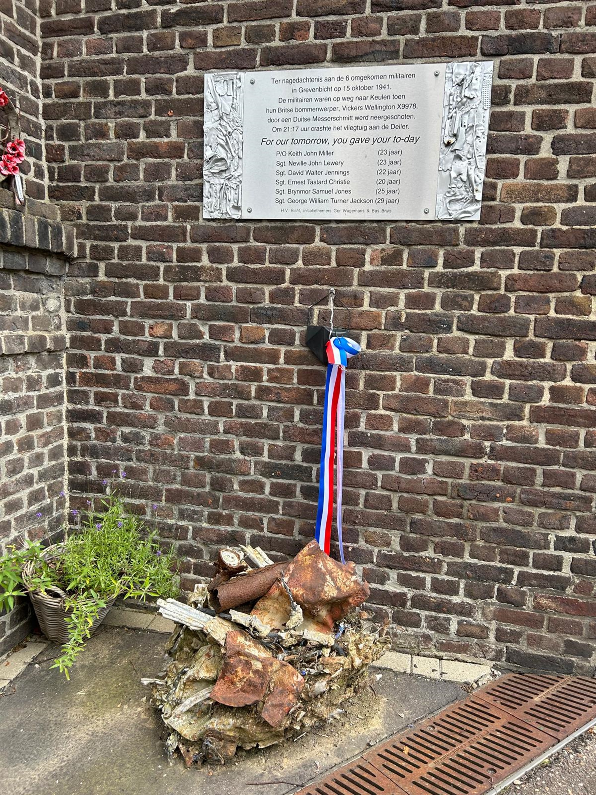 Het oorlogsmonument, Vickers Wellington