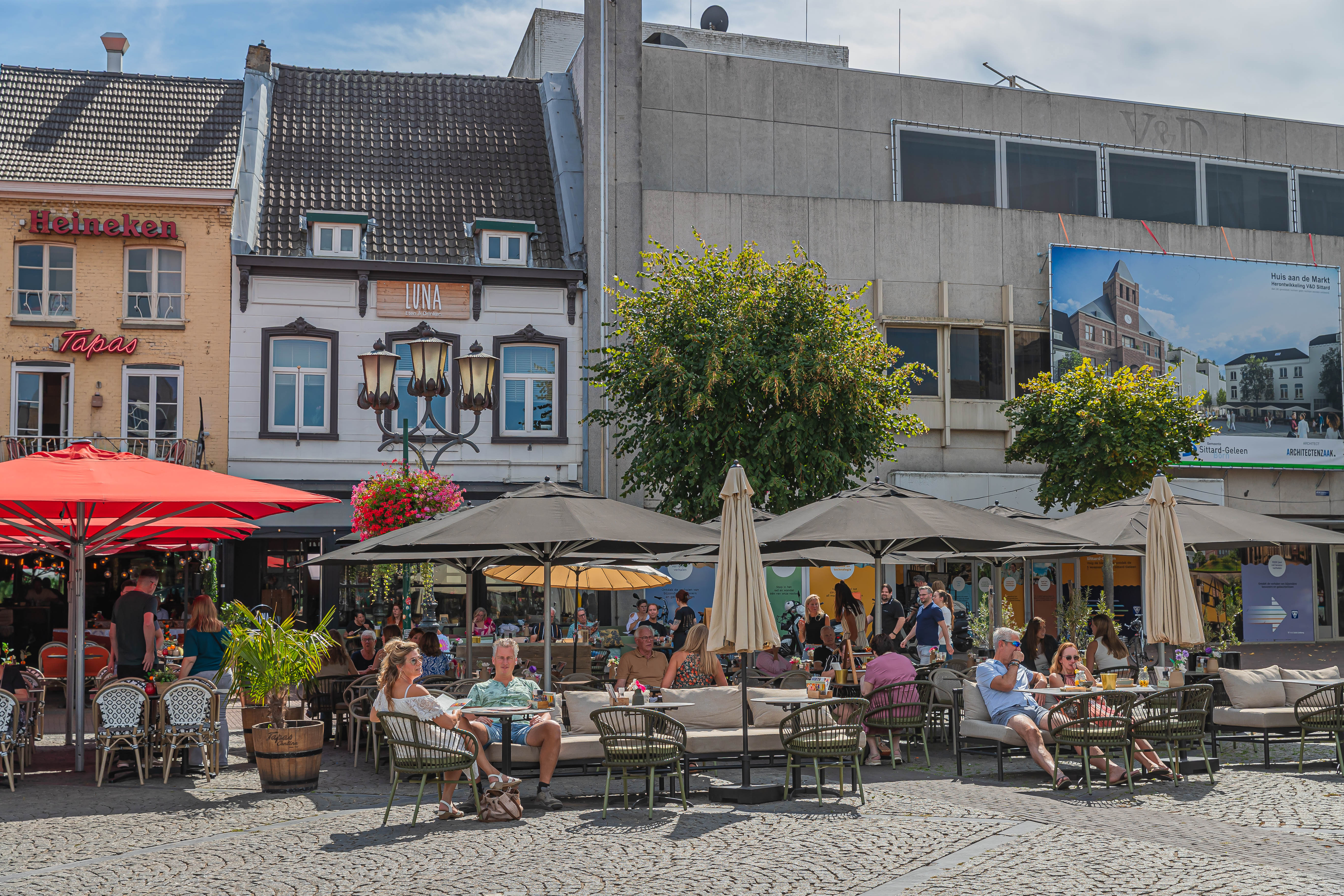 LUNA Eten & Drinken Sittard