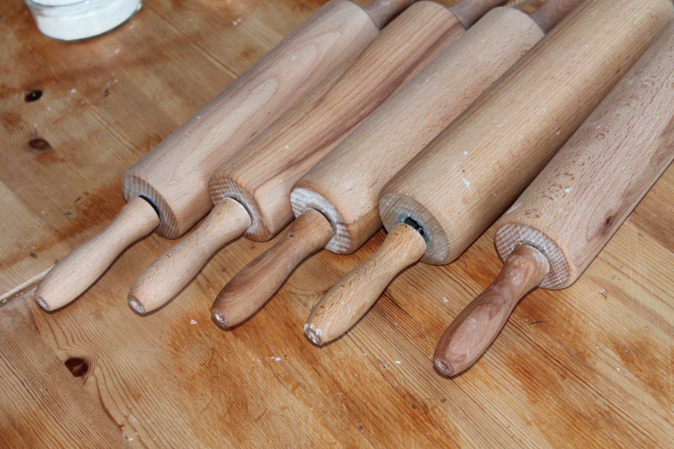 Limburgse vlaaien bakken bij De Paradijsvogels