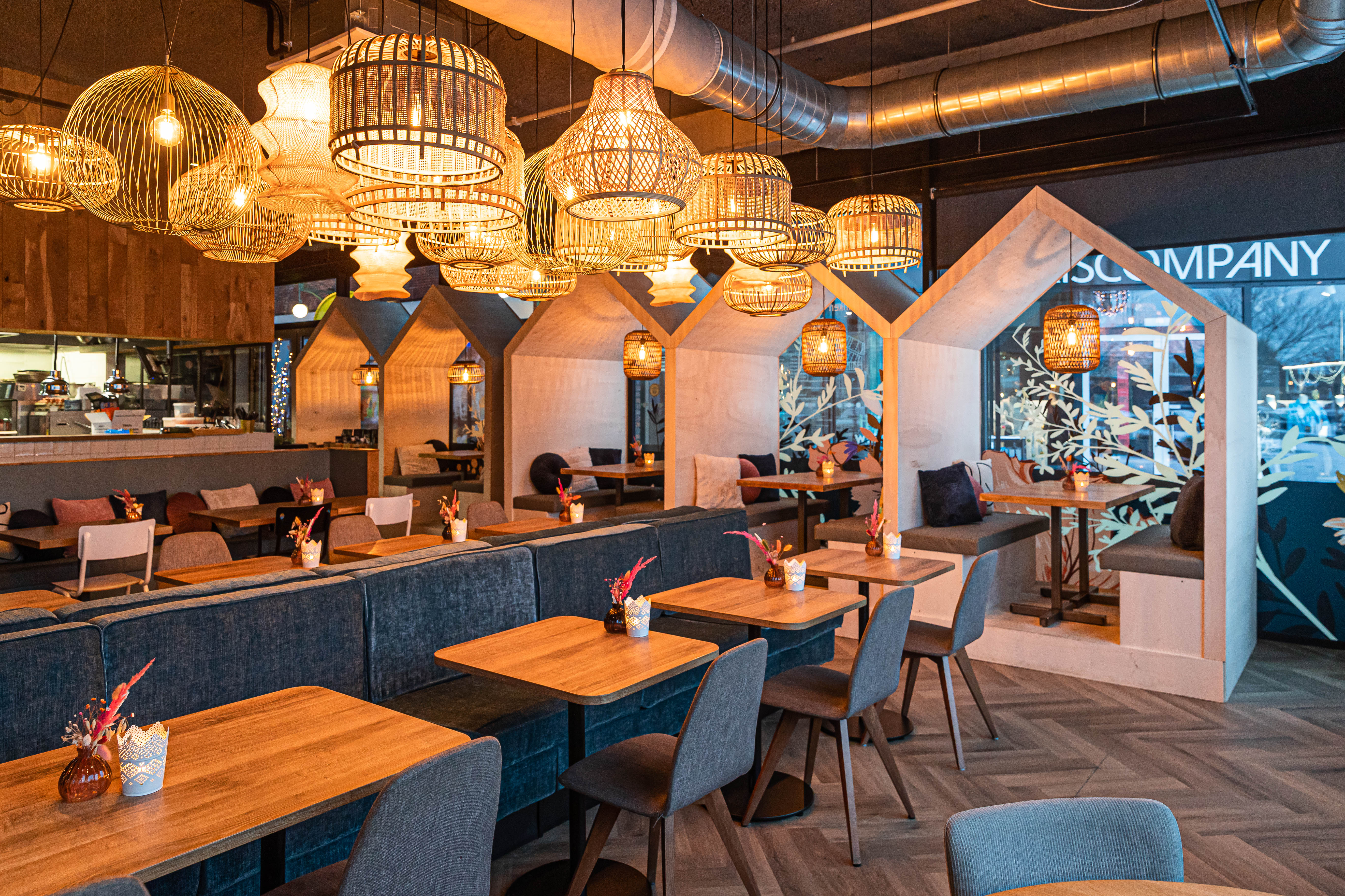 LUNA Eten & Drinken Stein