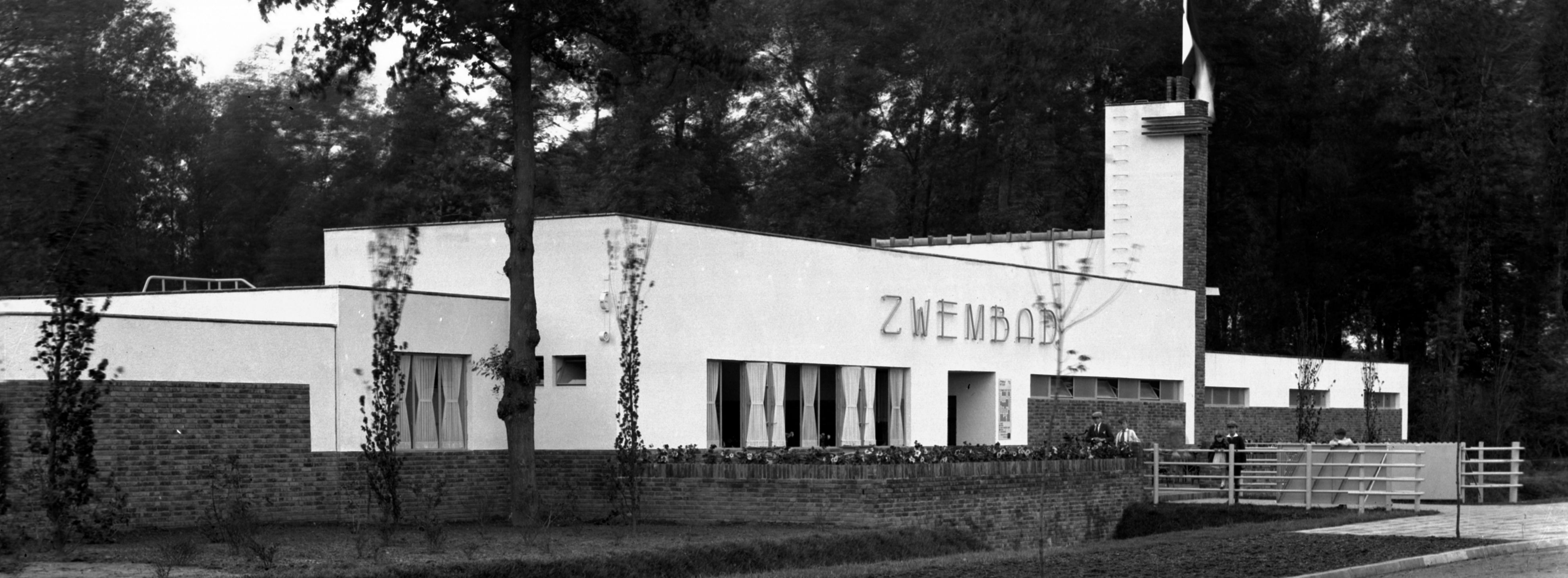 Voormalig zwembad in het Stadspark Sittard