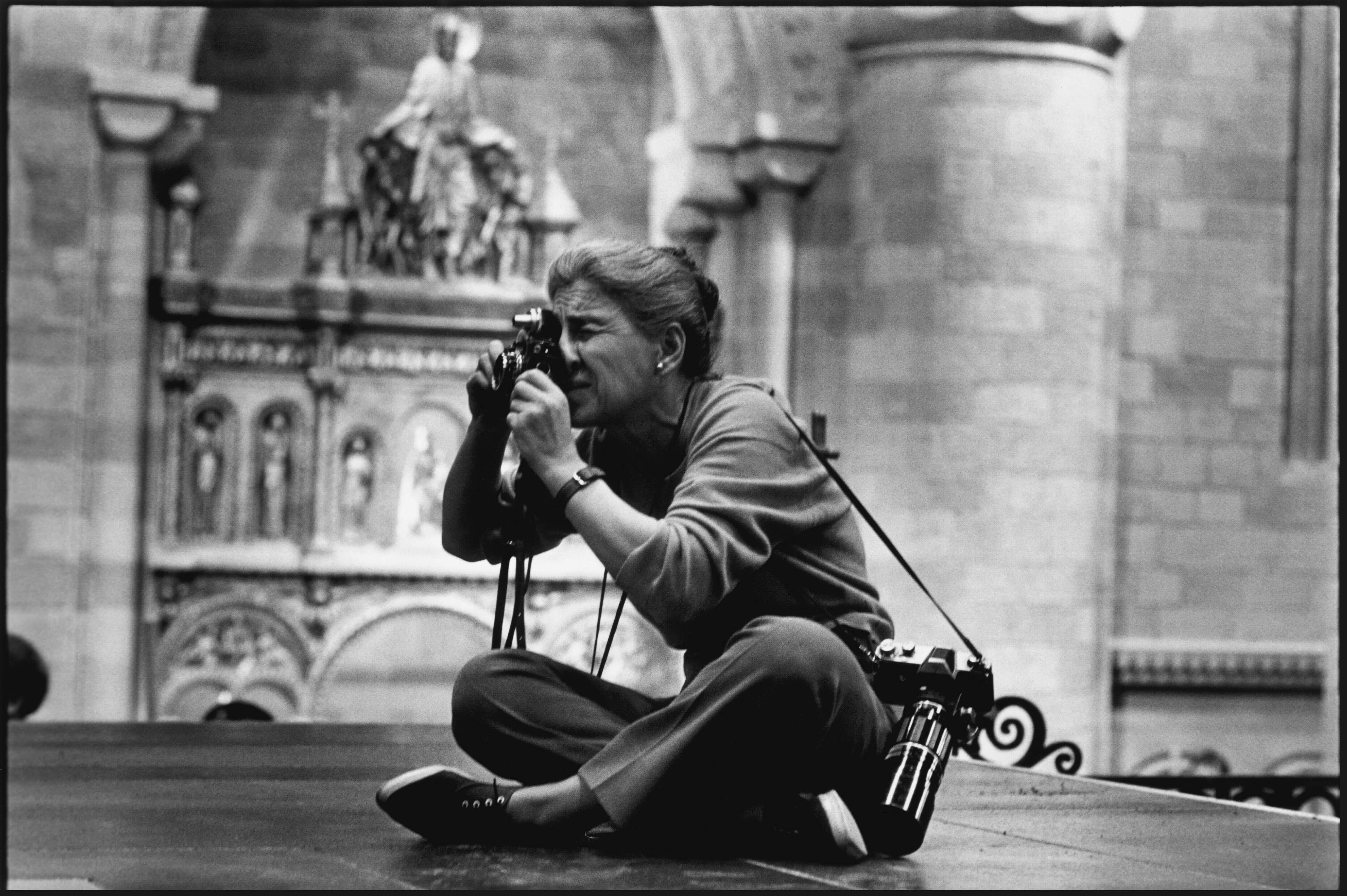 Eve Arnold - All about Eve