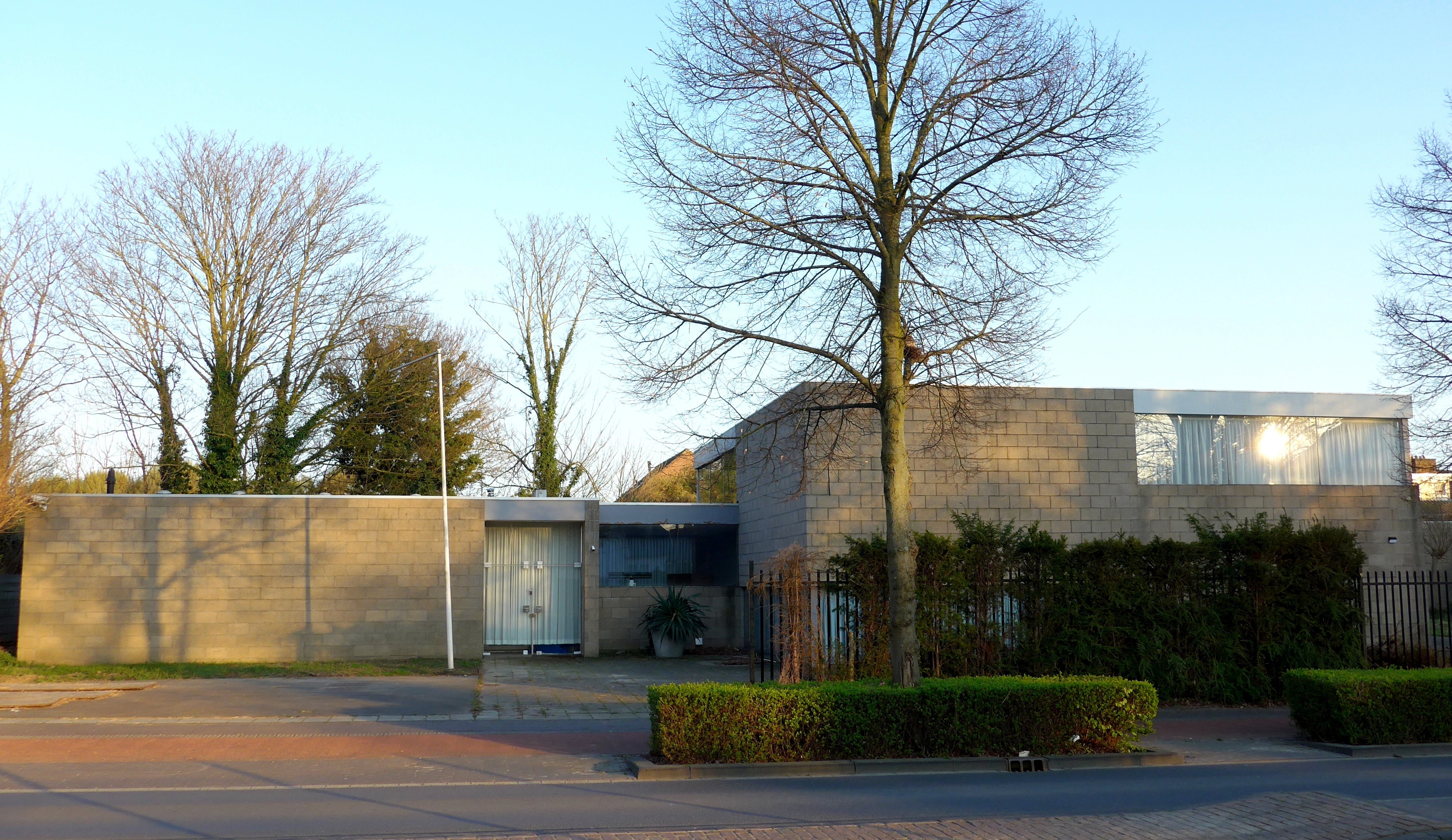 Pand voormalige verf groothandel Jac Eyck Geleen