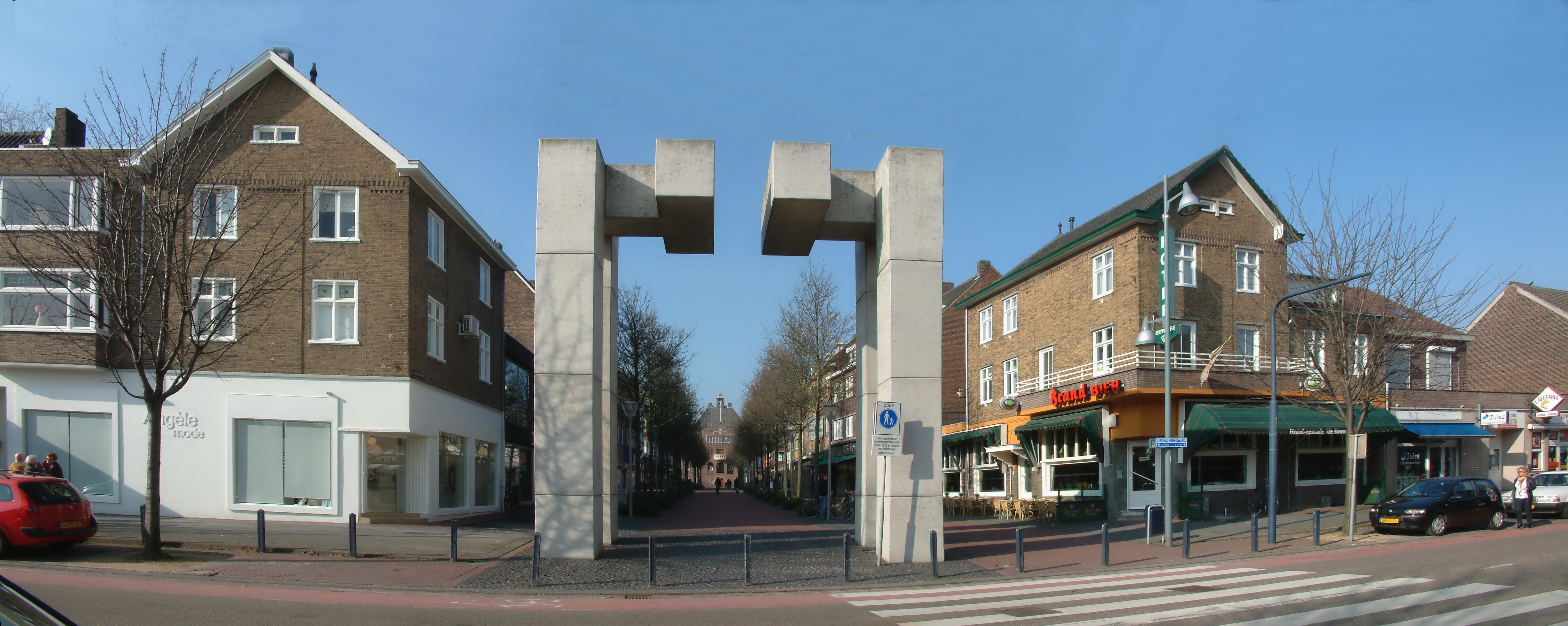 De Arc de Triomphe (1994) van Appie Drielsma
